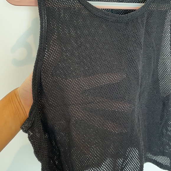 Black mesh crop tank - Picture 2 of 2